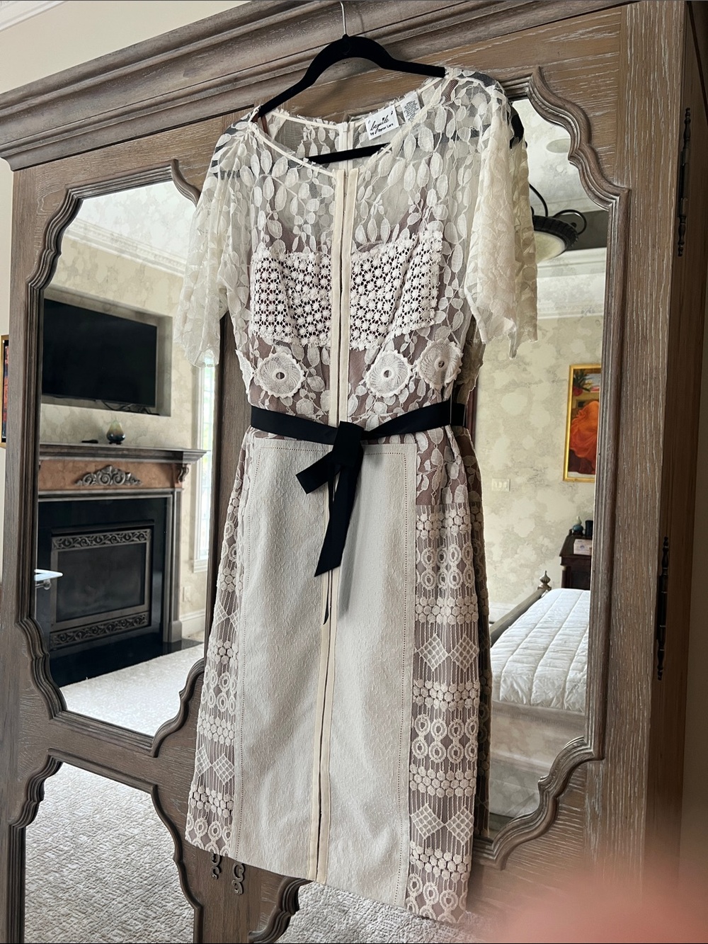 Byron Lars “beguile” Carissima Sheath Midi